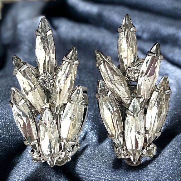 Vintage Jewelry - Vintage 1960s Clip On Earrings Silver Tone Rhinestone Navette Cluster - 13P